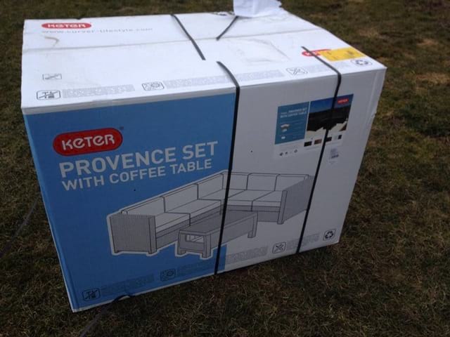 Keter Provence paczka z zestawem ogrodowym