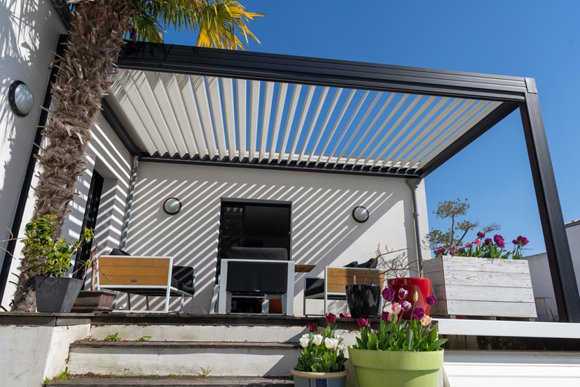 Pergola bioklimatyczna - czym jest i gdzie się sprawdzi?