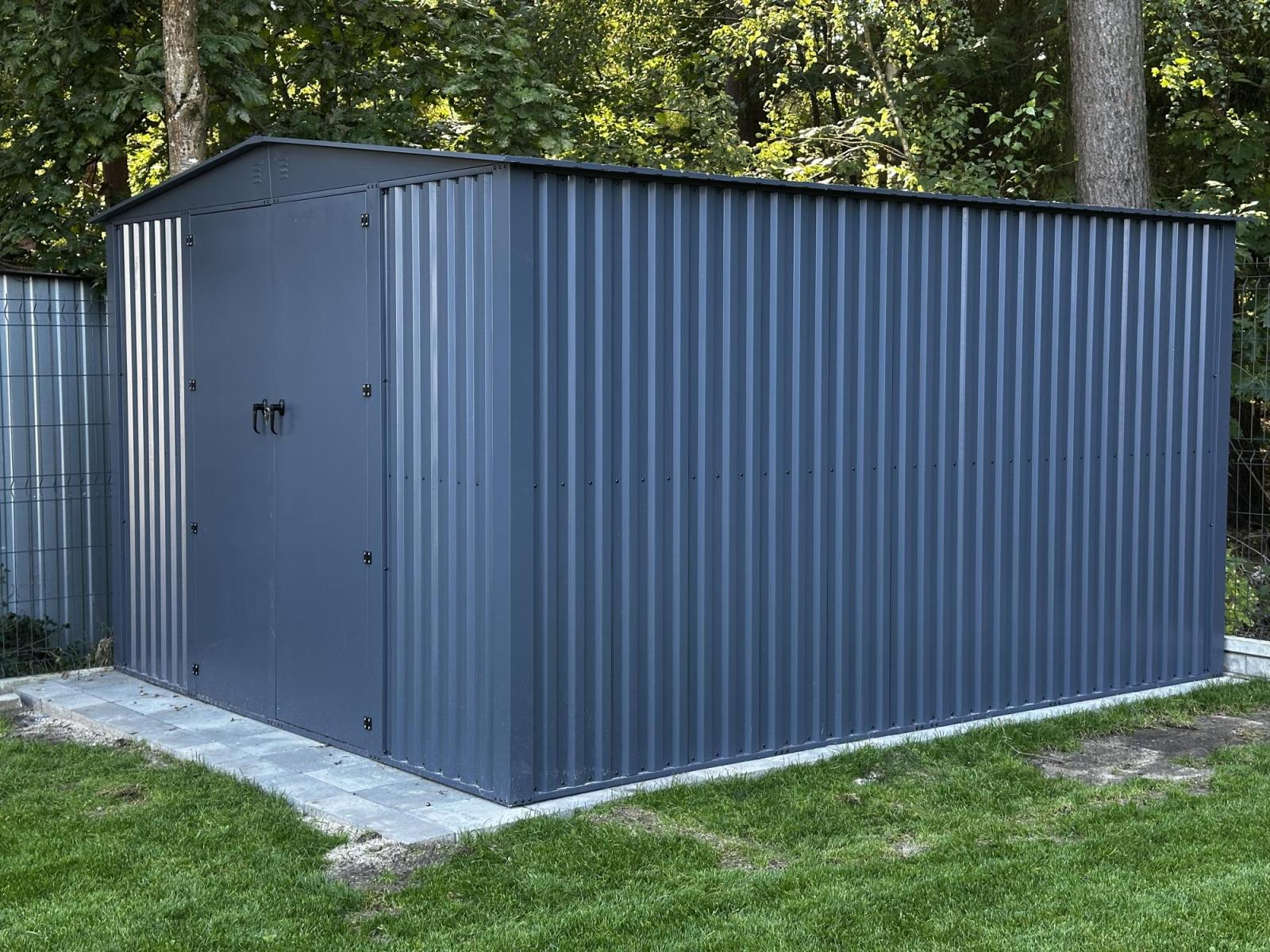 Metalowa szopa ogrodowa Hartt Plus 300x360x205cm drzwi na zawiasach - Antracyt A16