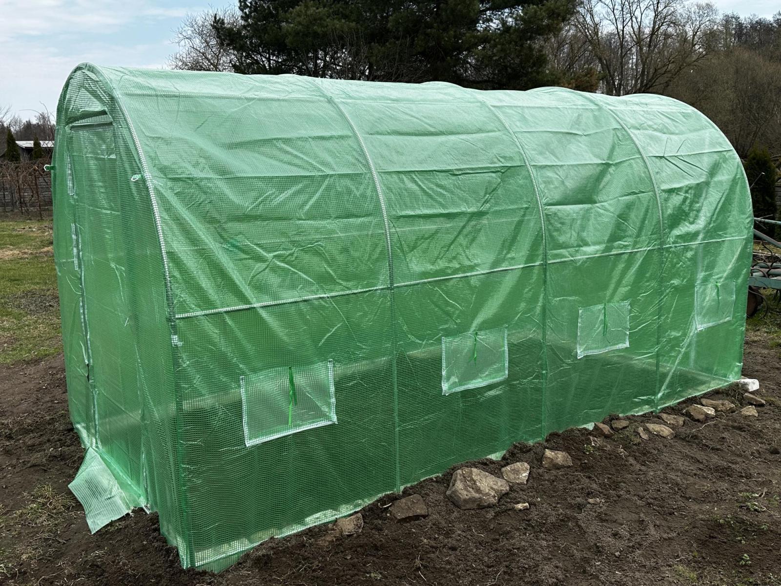 Tunel foliowy metalowy 2x4m z metalowymi drzwiami – zielony